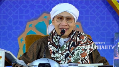 Membersihkan Telinga Saat Bulan Ramadhan, Memangnya Bisa Membatalkan Puasa? Ternyata Buya Yahya Bilang…