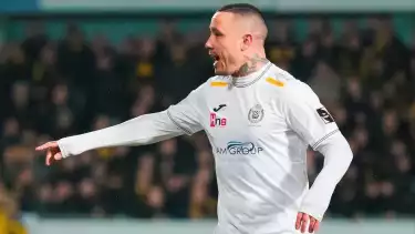 Lokeren-Temse buka suara terkait salah satu pemain mereka yakni Radja Nainggolan yang ditangkap polisi atas dugaan penyelundupan narkoba.