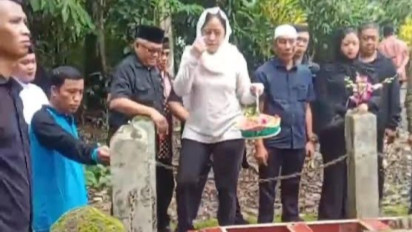 Rindu Kampung Halaman, Puan Maharani Pulang Kampung Ziarah di Makam Lelehur