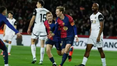 Frenkie De Jong tertarik memperpanjang kontrak di Barcelona
