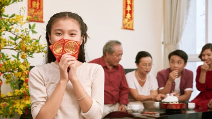 Siap-siap Panen Angpao, 5 Shio ini Diprediksi Bakal Dapat Banyak Rezeki di Hari Imlek 2025