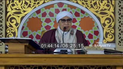 Jangan Sekali-kali Wanita Gunakan Pakaian seperti ini selain Tak Menutup Aurat, Buya Yahya Ingatkan Melanggar Syariat