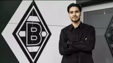 Kevin Diks resmi bergabung dengan klub Bundesliga Jerman, Borussia Mönchengladbach.