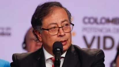 Presiden Kolombia Bandingkan Seportasi AS dengan Kamp Konsentrasi Nazi