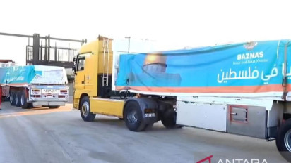 Melalui Rafah, Iring Iringan 45 truk Kontainer Bantuan Indonesia Akhirnya Tiba di Gaza