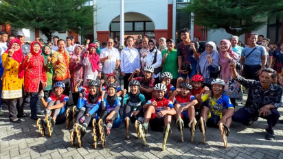 Pj Gubernur Jatim Kenalkan Sarpras dan Fasilitas SMANOR Sidoarjo ke Hadapan Wapres RI