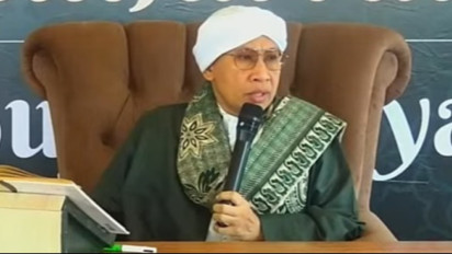 Buya Yahya Kupas Tuntas Hukum Wanita Kerjakan Dzuhur Sebelum Shalat Jumat Selesai, Ternyata...