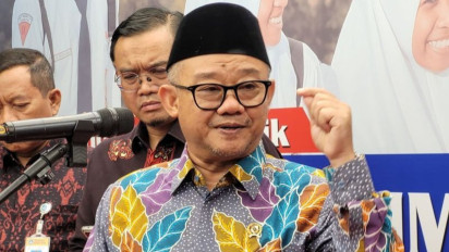 400 Ribu Guru Batal Ikut Sertifikasi Imbas Pemangkasan Anggaran, Mendikdasmen: Diusahakan Cari Dana Tambahan