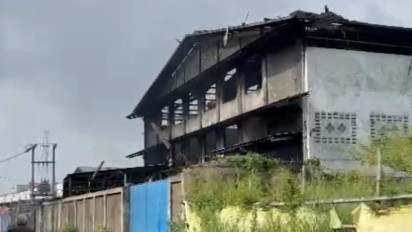 Kebakaran Tiga Pabrik di Taman Kopo Bandung Berhasil Padam, Usai Petugas Berjibaku Selama 13 Jam Menjinakkan Api