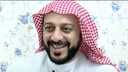 Meski Terlihat Fashionable dan Menarik, Pakaian ini Haram Dikenakan saat Shalat, Syekh Ali Jaber Bilang Bakal Berdosa