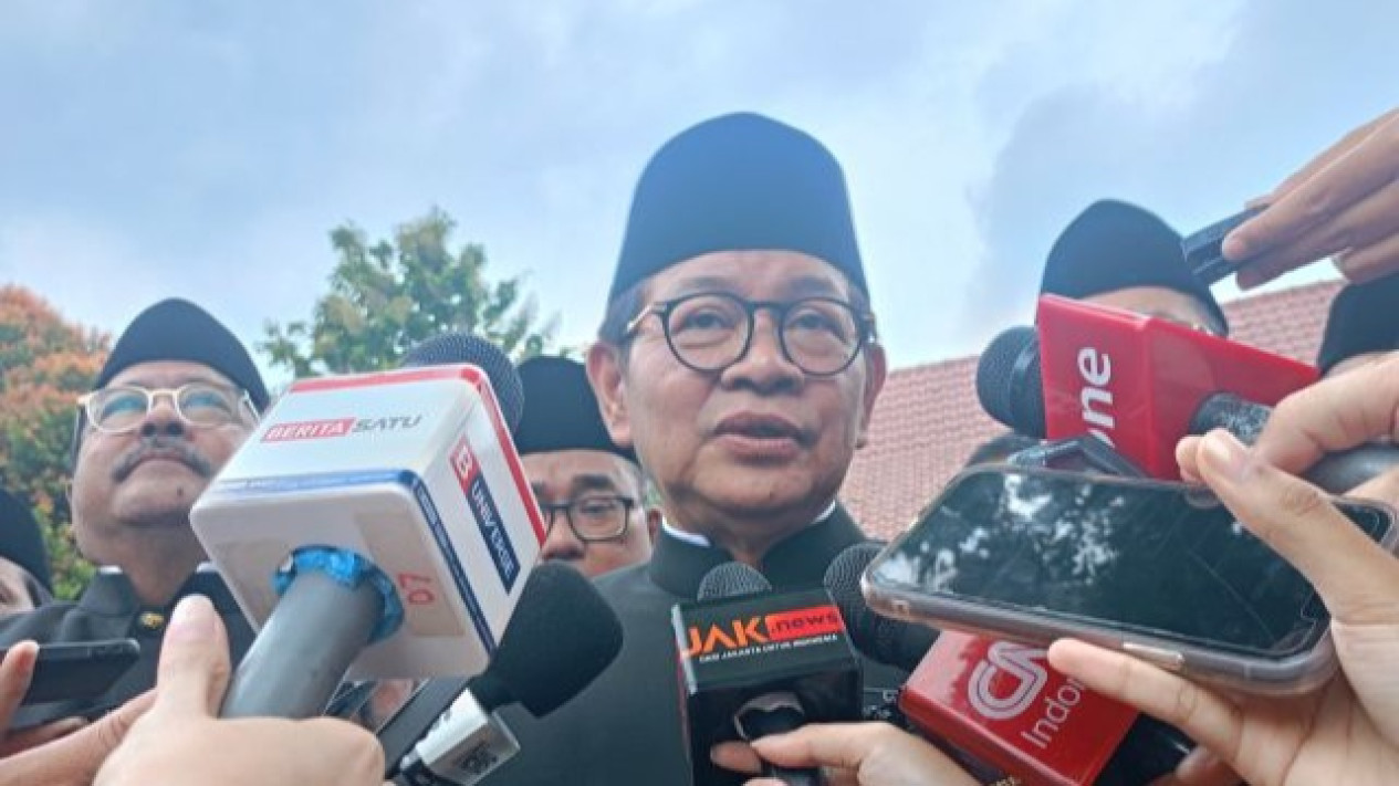 Respons Pramono Anung saat Pemerintah Pilih Undur Jadwal Pelantikan Kepala Daerah Terpilih
            - galeri foto