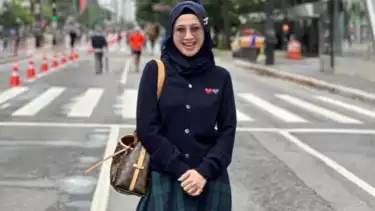 Artis Desy Ratnasari yang tengah dekat dengan Ruben Onsu