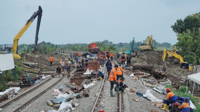 Sudah 12 Hari Perbaikan Rel Kereta Api di Grobogan Belum Tuntas, 38 Kereta masih Memutar dan Batal Berangkat