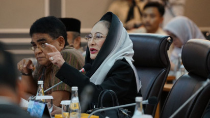 Resmi! Komisi XIII DPR RI Setujui Pengajuan Naturalisasi Ole Romeny, Tim Geyspens, dan Dion Markx