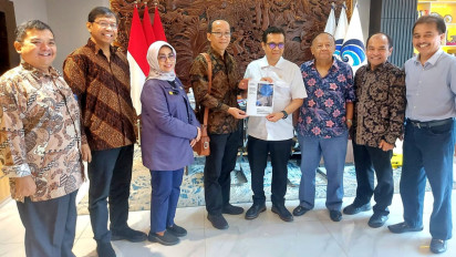 Indonesia di Persimpangan Digital: Publikom Gama Dorong Kedaulatan Komunikasi Pemerintahan Prabowo-Gibran