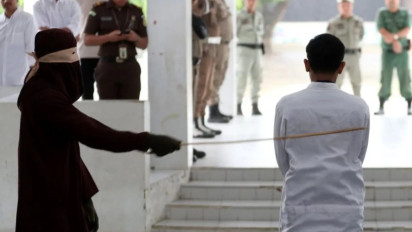 Ditangkap Warga Tak Berbusana di Kamar Kos Diduga Berhubungan Sesama Jenis, Dua Pria Aceh Didakwa Maksimal 100 Kali Cambuk