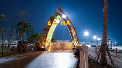 Cara Berkunjung ke Pantai Aloha dan Land's End PIK 2 Menggunakan Transportasi Umum