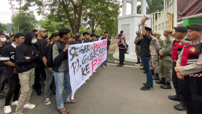 Mahasiswa Gelar Aksi, Minta Pj Gubernur Aceh Kembali ke Pusat, Ini Alasannya