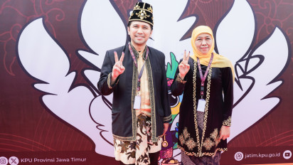 Tok ! MK Tolak Gugatan Risma-Gus Hans, Khofifah-Emil: Ayo Bersatu Bangun Jatim !