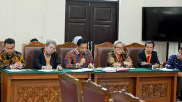 Sidang Praperadilan Hasto vs KPK, dalam kasus dugaan suap dan perintangan penyidikan melawan KPK, Sekjen PDI Perjuangan tersebut, tidak hadiri persidangan, Jakarta, Rabu (5/2/2025)
