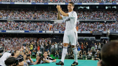 Ulang Tahun ke-40, Cristiano Ronaldo Terang-terangan Ngaku Tertarik Pensiun di Real Madrid