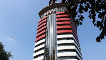 Detik-detik Cerita KPK Geledah Kantor Pengacara Febri Diansyah, 2 Koper Dibawa Penyidik