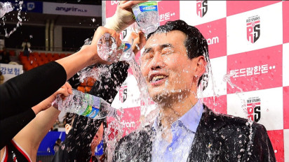 Dapat Perpanjangan Kontrak dari Red Sparks Pada Musim Lalu, Media Korea Sebut Ko Hee-jin Satu-satunya Pelatih yang...