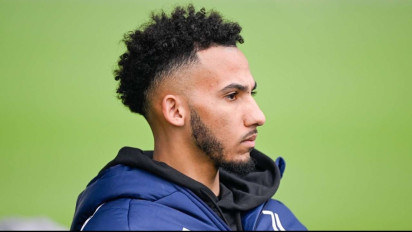 Lebih Dipilih ketimbang Jay Idzes, Bek Baru Juventus Lloyd Kelly Langsung Dapat Perlakuan Spesial dari Thiago Motta