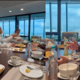 Denny Landzaaat Masih Paling Lahap, Pelatih Timnas Indonesia Cicipi Martabak Setelah Mukbang Masakan Padang