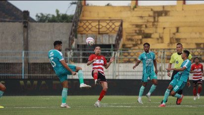 Debut Apik Marcos Guillermo, PSBS Biak Paksa Madura United Berbagi Poin