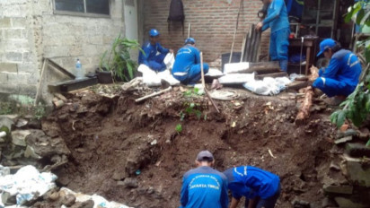 Jembatan Rusak dan Turap Ambrol di Jaktim, Kadis: Perbaikan Turap Rampung Sepekan ke Depan
