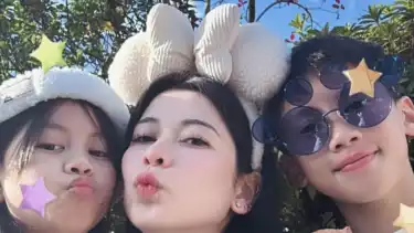 Iris Wullur bersama kedua anaknya