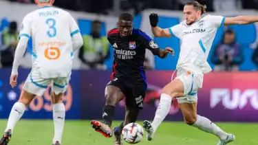 Liga Prancis Penuh Kejutan Usai Lyon Pesta Gol ke Gawang Reims, Corentin Tolisso Jadi Sorotan Penting!