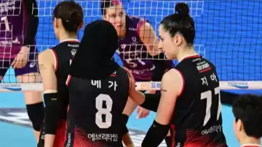 Giovanna Milana dan Megawati Hangestri di Red Sparks musim lalu