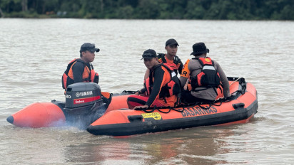 Pencarian Hari Kedua, Tiga Korban Hilang Speedboat Terbalik Diperluas, Cuaca Extreme Jadi Hambatan