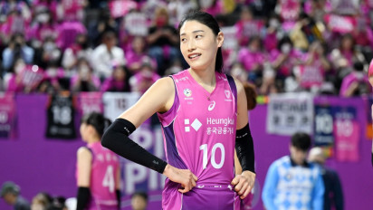 Beri Kode Pensiun, Kim Yeon-kyung Ratu Voli Korea Dapat Kucuran Dana Rp560 Juta Untuk Lakukan Ini 