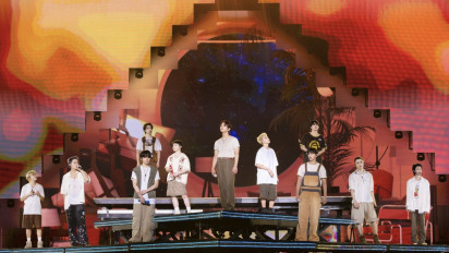 SEVENTEEN Sukses Pecahkan Panggung di Konser Day 1 JIS, Vernon: Ini adalah Konser Terpanas