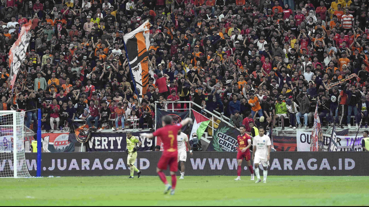 Venue Laga El Clasico Kontra Persib Bandung Bukan di JIS atau GBK, Tim Kepelatihan Persija Jakarta Akhirnya Angkat Bicara
            - galeri foto