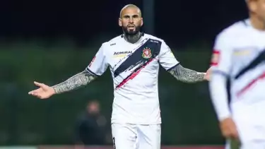 Pemain Keturunan Indonesia, Joey Suk