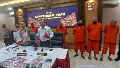 Polda DIY Tangkap 7 Tersangka Judi Dadu Online, Gunakan Remote untuk Kendalikan Permainan