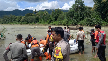 Dua Remaja di Sumbawa Barat Terseret Arus Sungai Brang Ene, Satu Hilang
