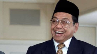 Kisah Gus Dur Bersama Pak AR, Bikin Jemaah NU Malah Jadi Muhammadiyah di Ramadhan