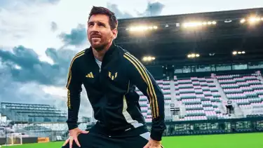 Timnas Indonesia U-20 Bakal Hadapi Mentor Lionel Messi dan Angel Di Maria di Korea Selatan Indra Sjafri Panggil Pemain Alumni...