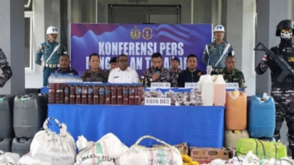 TNI AL Amankan 1 Ton Minuman Keras Selundupan di Kepulauan Aru-Maluku