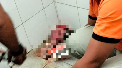 Mayat Bayi Laki-laki Ditemukan dalam Toilet Indomaret Jalan Manukan Tengah Surabaya