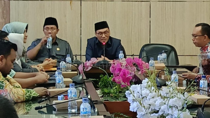 Guru Honorer Diberhentikan, Sekolah Dasar di Jember Terancam Kekurangan Tenaga Pengajar
