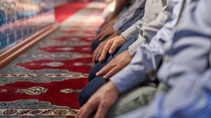 Apakah Boleh Tarawih tanpa Witir tapi Dilakukan Nanti dengan Tahajud? Ustaz Adi Hidayat Sebut Ini Umum Diperdebatkan saat Ramadhan, Faktanya ...