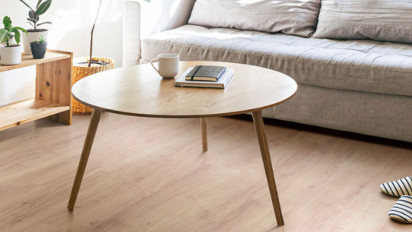 Sambut Tahun Ular Kayu dengan Lantai SPC Motif Kayu, Intip Trend Warna Lantai SPC 2025 dari Decorindo Perkasa