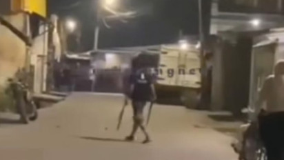 Mengerikan, Pria di Jakarta Barat Bantai Korbannya dengan Golok di Tengah Kerumunan Warga, Polisi Hanya…