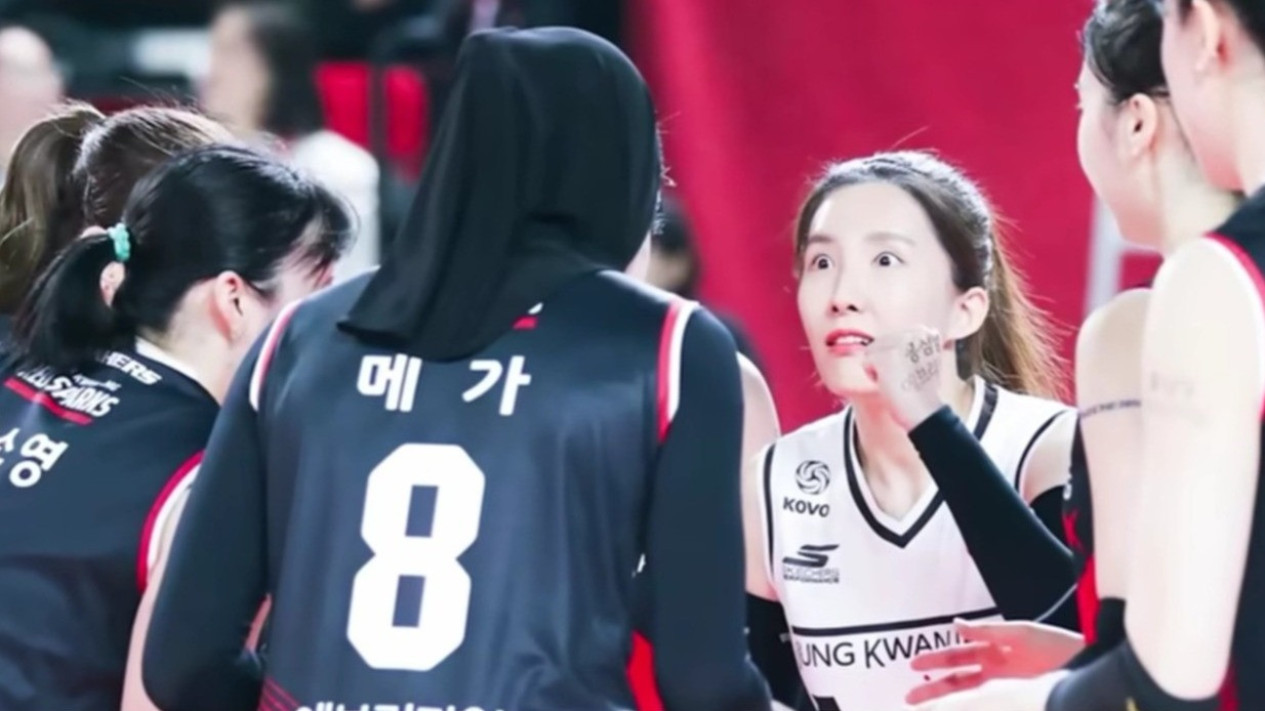 Pengakuan Jujur MVP Laga Red Sparks vs IBK Altos Soal Megawati Hangestri, Terang-terangan Bilang Megatron Sering...
            - galeri foto